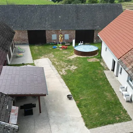 Ubytovani Spolsky Dvur Dom wakacyjny Libín